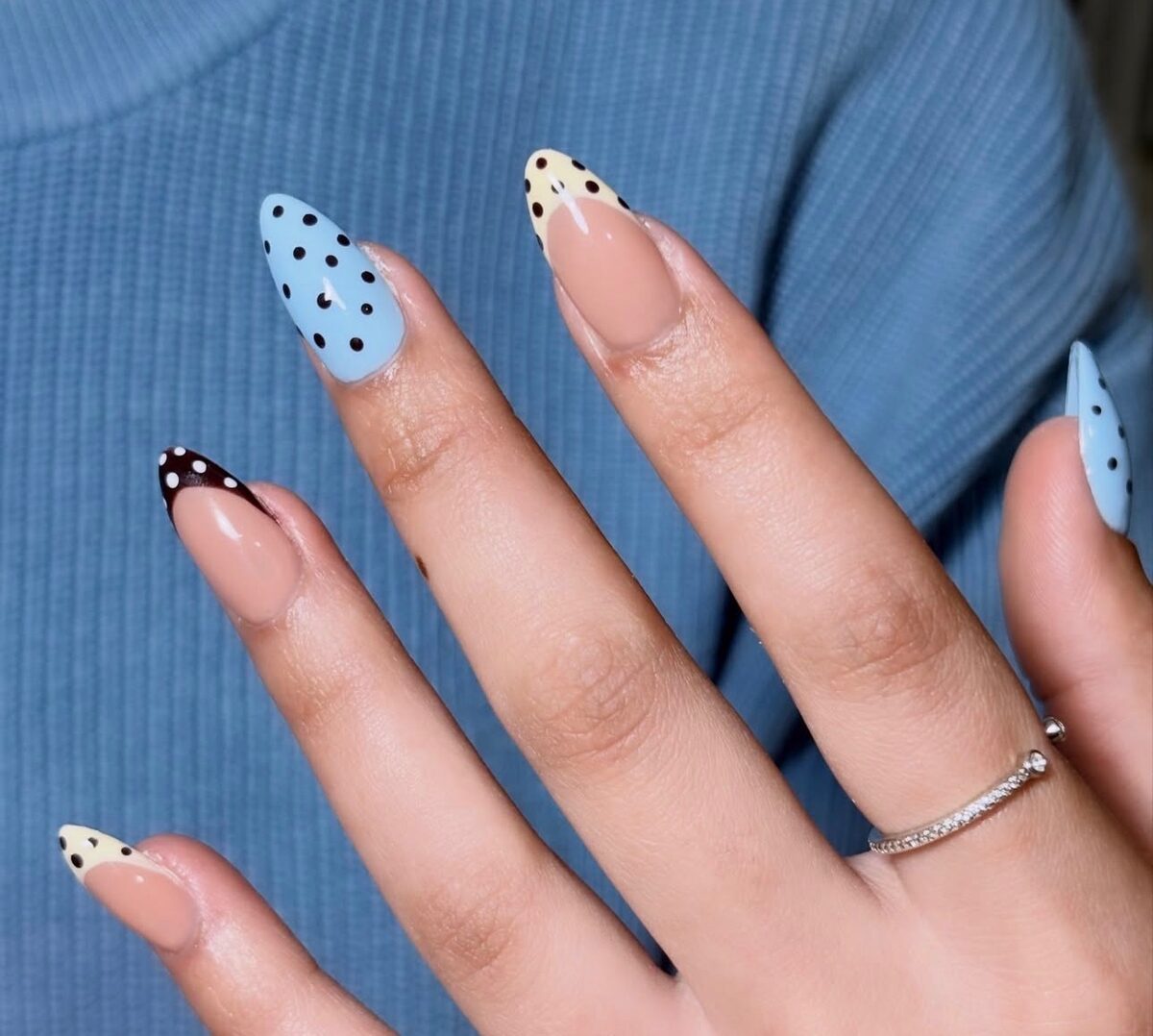 Création sur mesure à pois par Studio by Sab